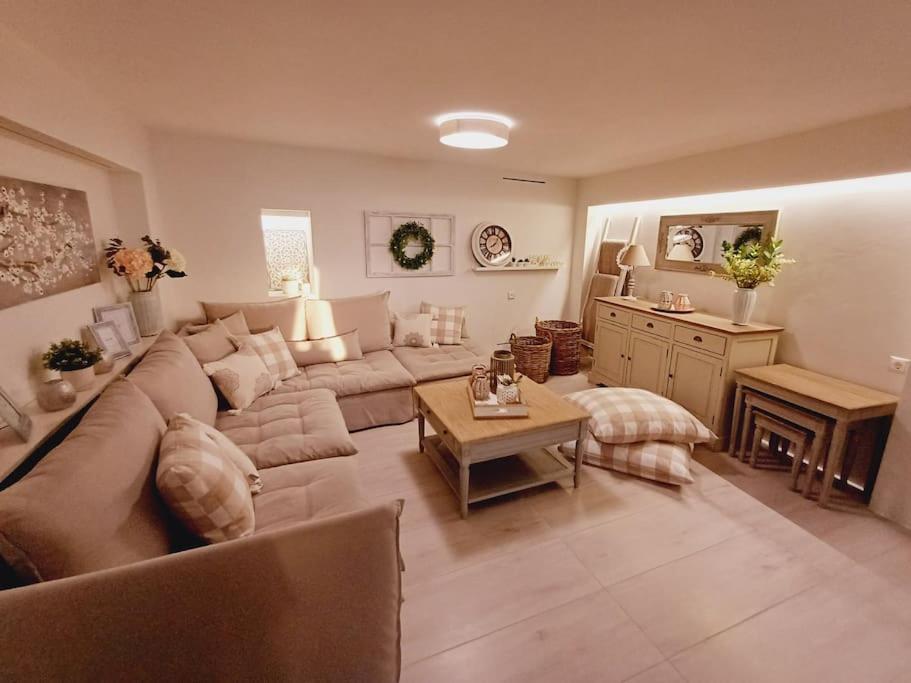 Вилла The Minty Door Boutique House Науса Экстерьер фото
